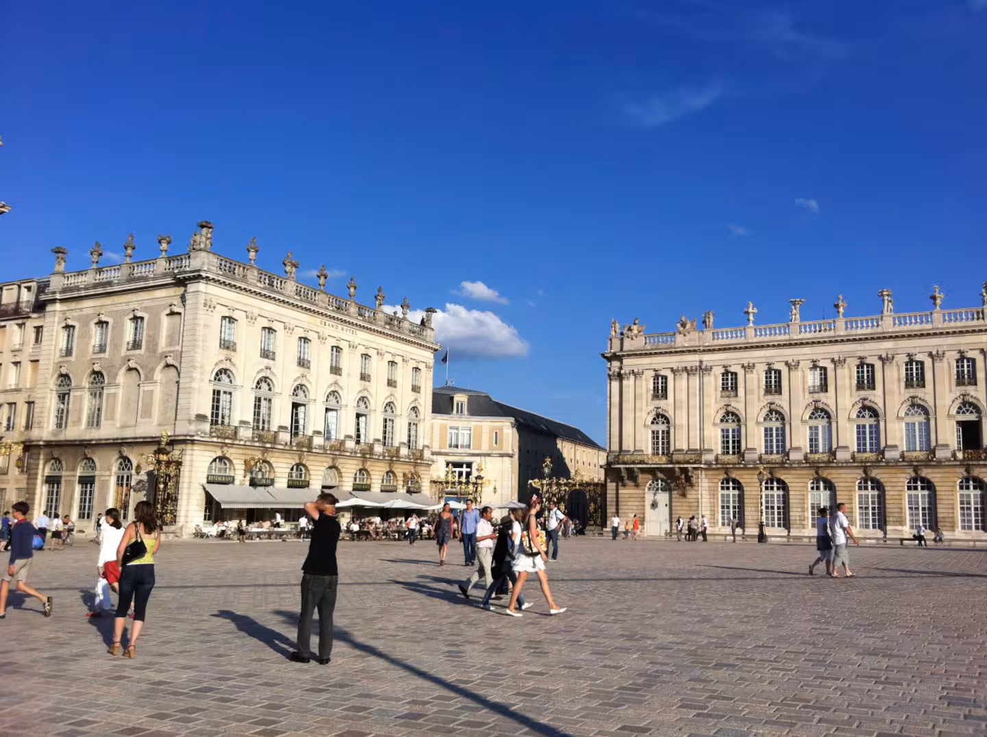Place Stanislas et ses façades classiques à Nancy